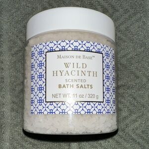 Wild Hyacinth Scented Bath Salts - White